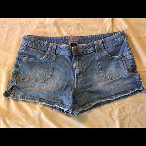 Arizona Jean Shorts